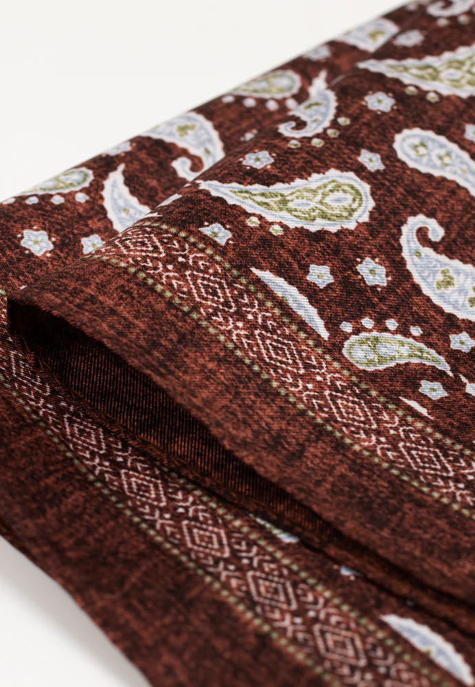 brown-scarf-silk-twill-826-detail1